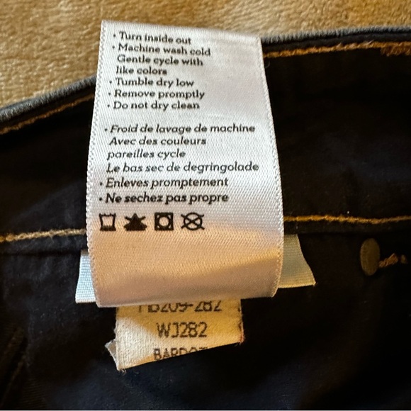 ๐3/$20๐ Paige Hidden Bootcut Low Rise - Picture 10 of 13